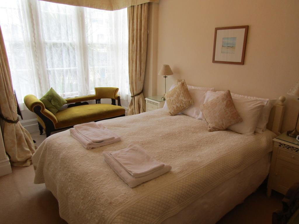 Hotel Harringtons At 14 Llandudno Esterno foto