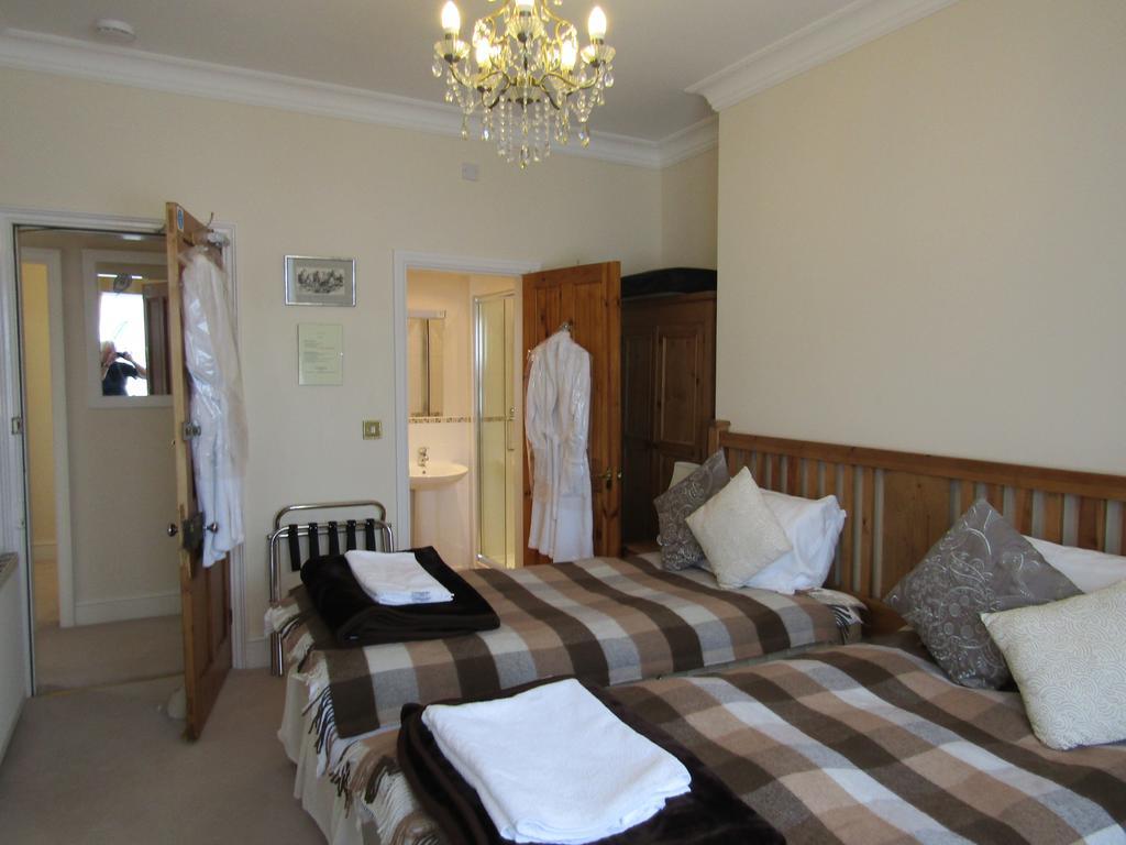 Hotel Harringtons At 14 Llandudno Esterno foto