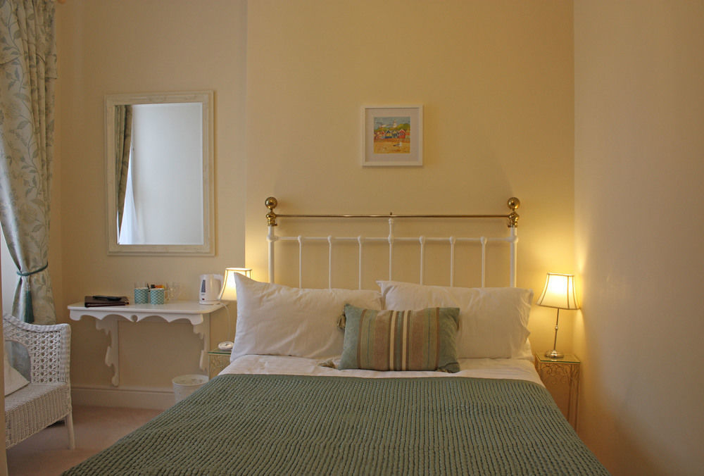 Hotel Harringtons At 14 Llandudno Esterno foto