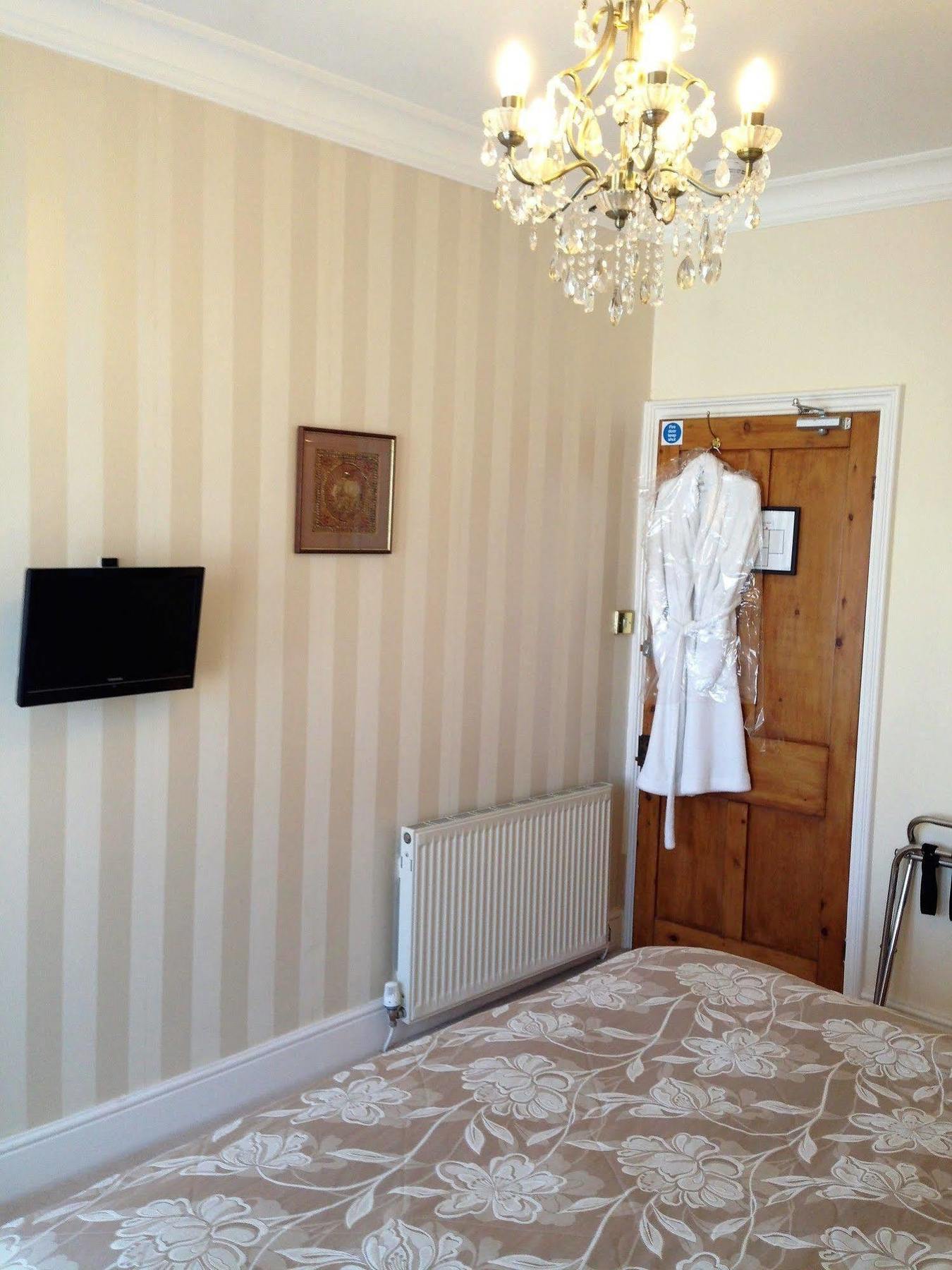 Hotel Harringtons At 14 Llandudno Esterno foto